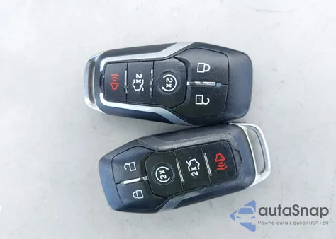 2016 Ford Mustang V6 из США, поврежденный, VIN 1FATP8EM5G5216142